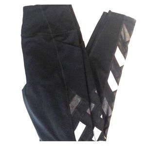 Victoria Sport Knockout Leggings